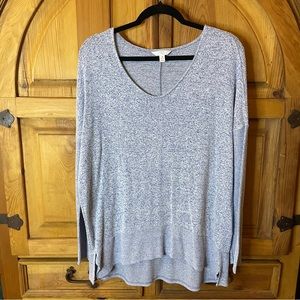 Time and Tru - Size M - Heather Blue Tunic - Good Used Condit…